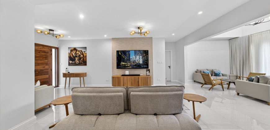 luxury villa pereybere